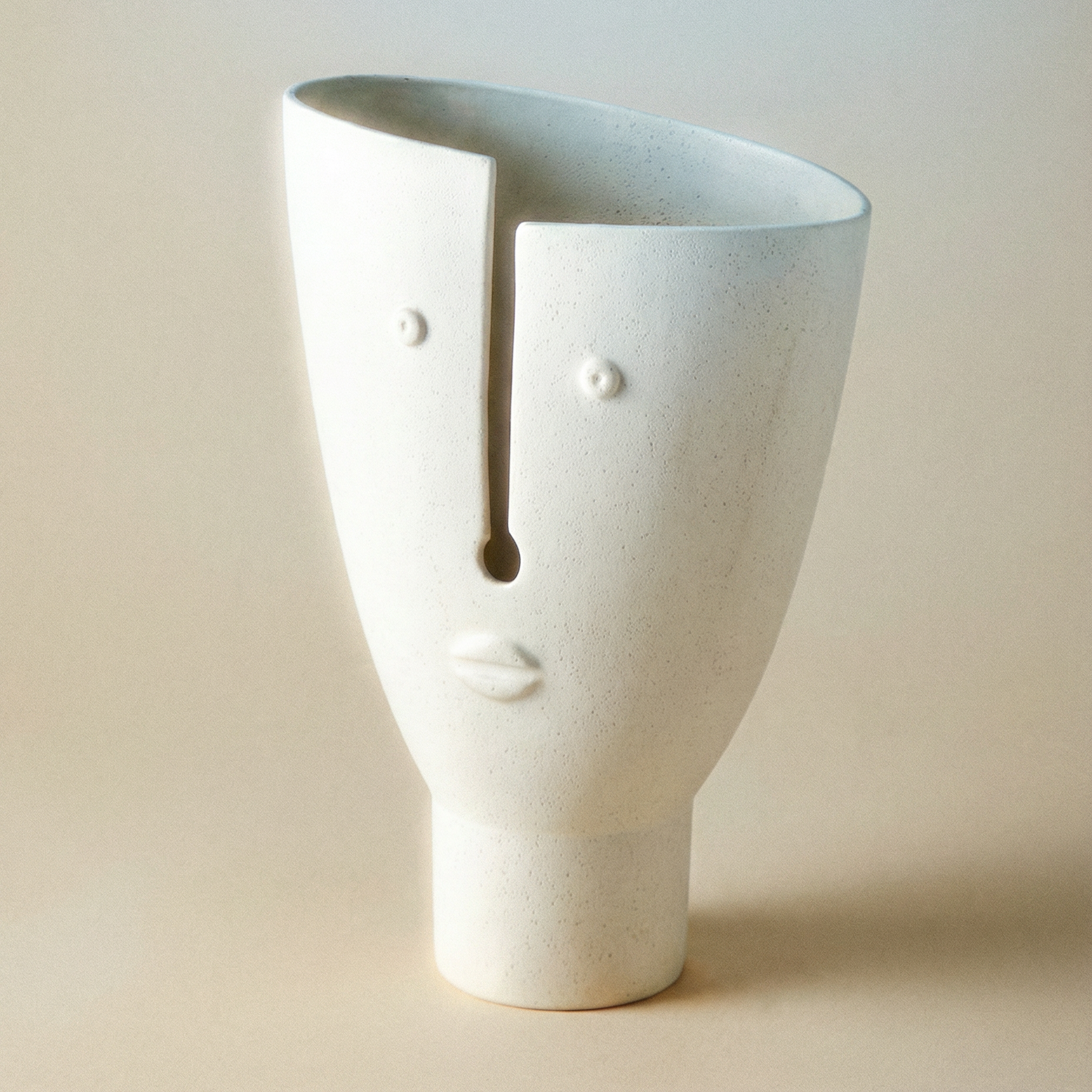 Lottie Vase